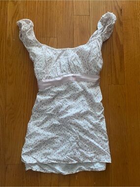 Hollister White Floral Empire-Waist Tank with Pink Trim